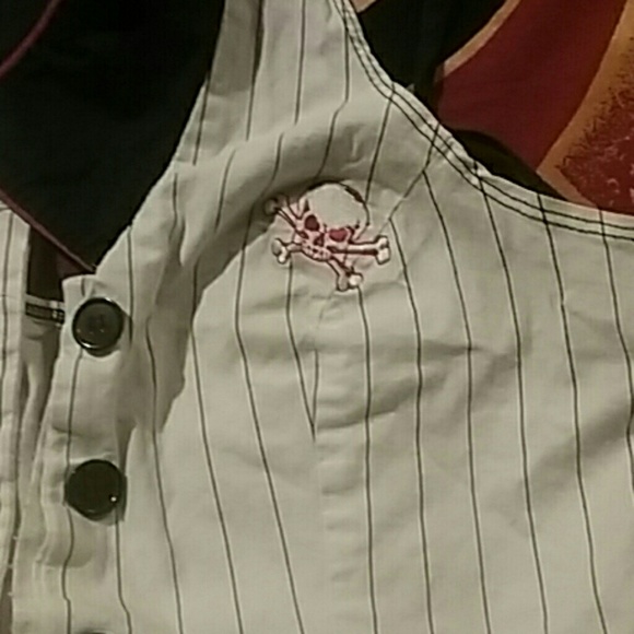 Threads halter top - Picture 2 of 3